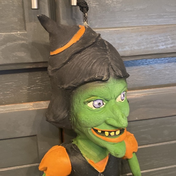2007 Take One 24" Halloween Witch Rubber Doll Hanging Weird Creepy
Decor - Picture 8 of 16